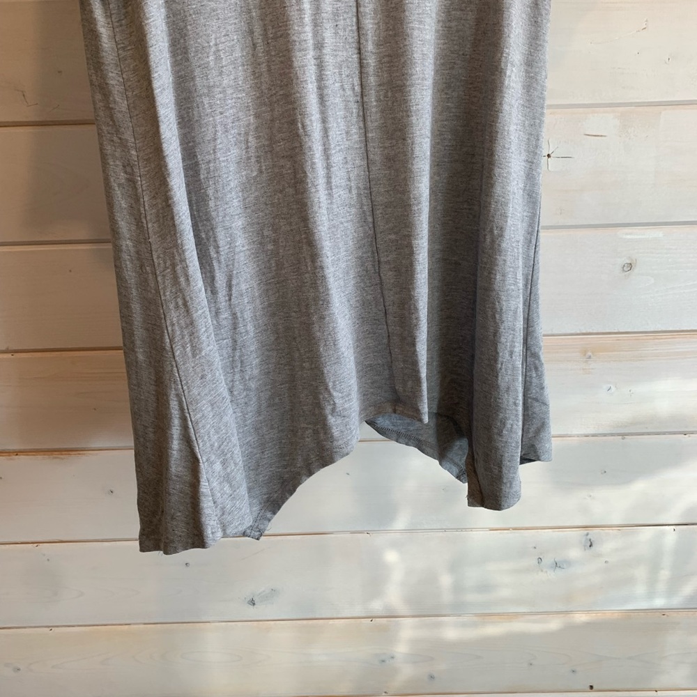 Grace | Grey Basic Tee - Picture 2 of 5